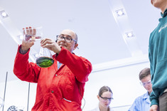 Pokazy chemiczne, prof. W. Bukowski