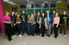 [FOTO] Akcja „tulipany” – promujemy Dni Otwarte PRz