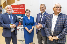 Od lewej: prof. PRz M. Mróz, prof. PRz I. Włoch, mgr inż. A. Sowa, prof. PRz A. Marciniec,