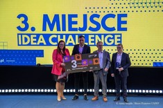 Od lewej: M. Jarosińska-Jedynak, dr inż. Ł. Kulig, dr inż. H. Wachta,