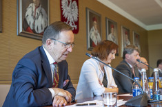 Od lewej: W. Ortyl, dr E. Leniart, prof. P. Koszelnik, prof. J. Sęp,